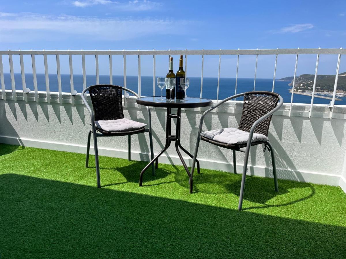 Axenic Retreat - Panoramic Ocean View, Sleeps 4, Ensuite Bathroom, New Redesign Sesimbra Exterior foto